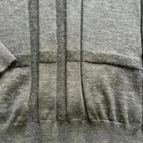 🔥GOBI🔥 | Dark grey  textured cashmere and silk vneck sweater - Picture 3 of 9